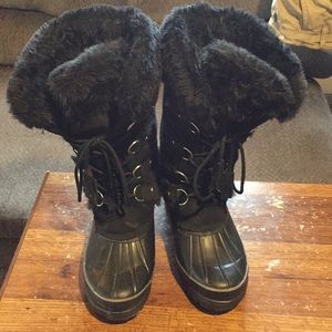Women’s Khombu Nordic Boots - Size 8